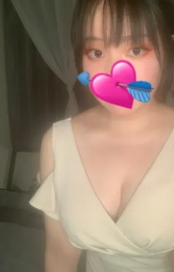 井上 すみれ(ラグジュアリーロマンス)の公式プロフィール写真