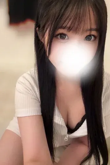 らら(CUCUE(きゅきゅ)栄)の公式プロフィール写真