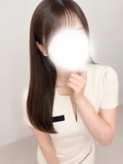 真白ひな