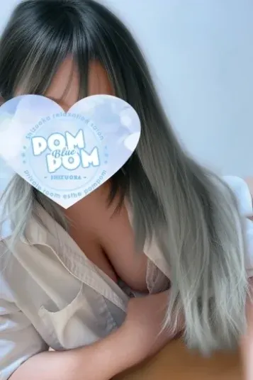 みつき(POM POM BLUE(ポムポムブルー))の公式プロフィール写真