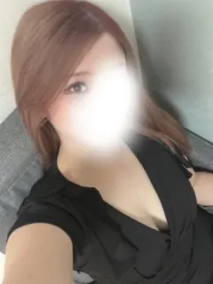 月咲ゆあ