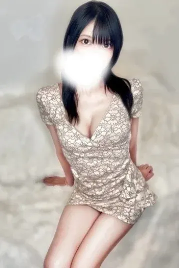 安達 ひなた(CREST SPA)の公式プロフィール写真