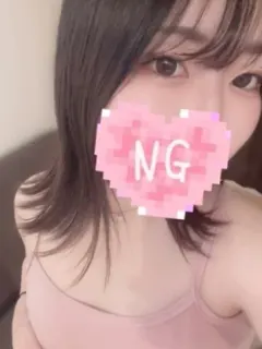 一真優まゆ