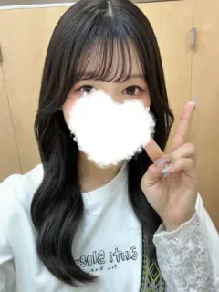 小羽ひな