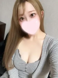 柚木まなか