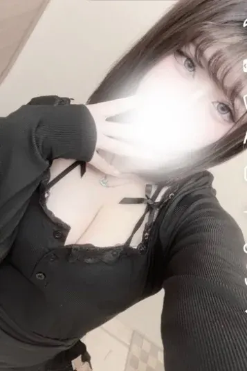 ねも(むちむち彼女)の公式プロフィール写真
