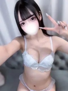 水瀬 ななみ