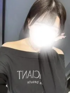 雅 芽衣