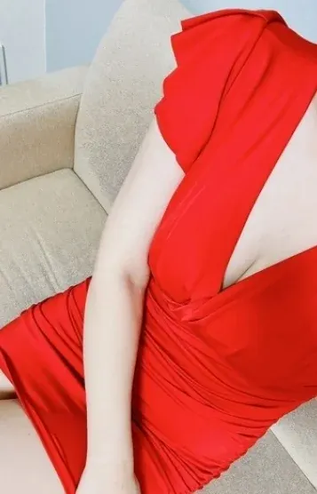 莉奈(Mrs Crystal)の公式プロフィール写真