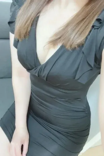 伊藤みこと(ロイヤルマダム)の公式プロフィール写真
