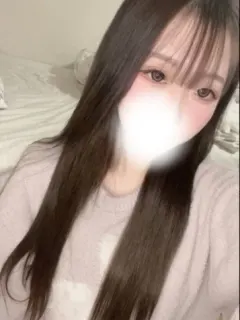 美月あかね