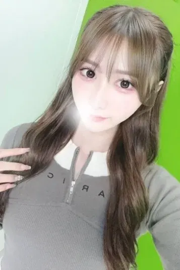 片瀬まゆ(椿-oil-)の公式プロフィール写真