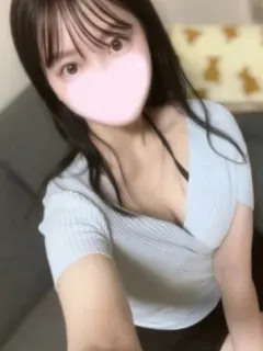 吉岡まりな