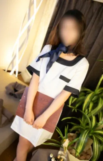 中村 れな(レイチェル)の公式プロフィール写真