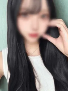ゆりな