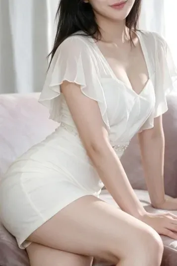 つむぎ(Enchante)の公式プロフィール写真