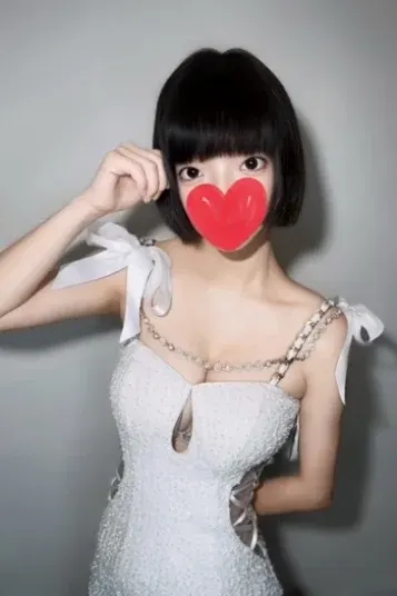 冴木はてな(ELTERAS TOKYO - エルテラス -)の公式プロフィール写真