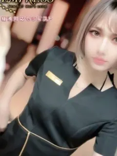 美波 蘭