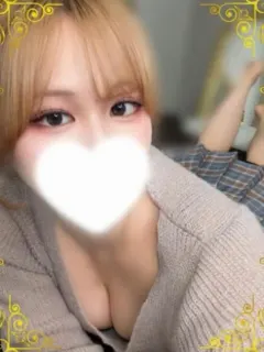 美月ひより