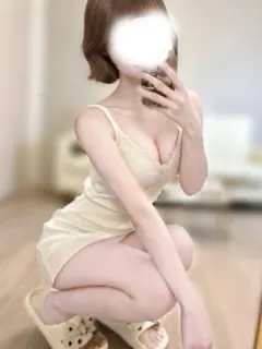 白川ひな