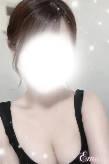 エマ(999~スリーナイン~)の公式プロフィール写真