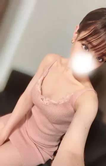 桐原るい(THE SILHOUETTE)の公式プロフィール写真
