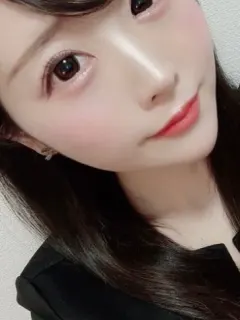七瀬なな