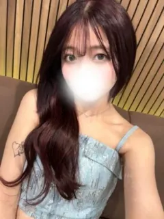 胡蝶れな