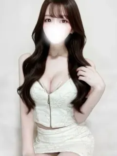 星崎せれな