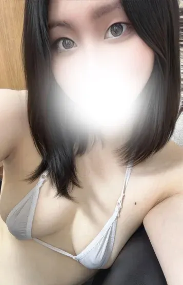 松下らな(マラカイトSPA)の公式プロフィール写真