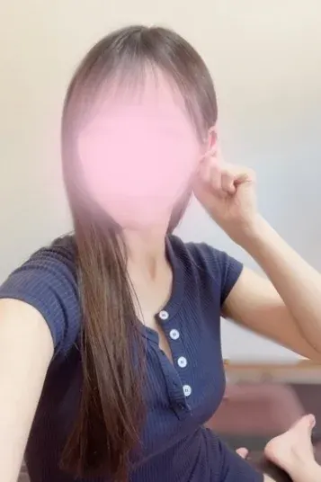 成瀬あかり(Vicca+plus.)の公式プロフィール写真