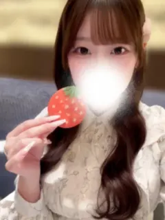 皆川ゆずは