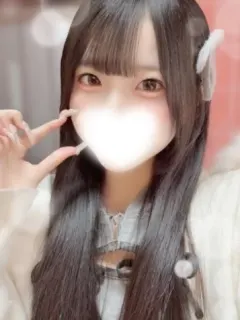 夜桜こもも