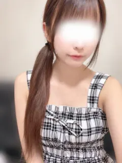 白石くれな