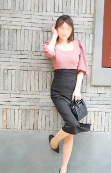 新井あみ(素人アロマ)の公式プロフィール写真