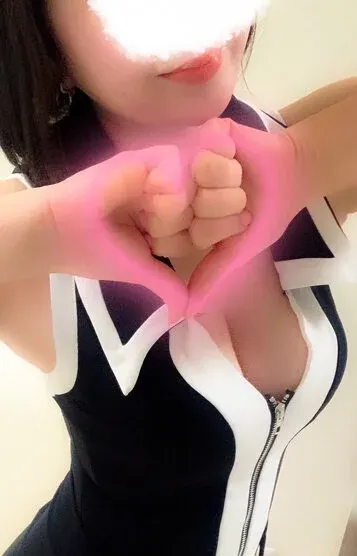 ひな天然Gカップ(沖縄メンエス&マッサージ -雅- in NAHA)の公式プロフィール写真