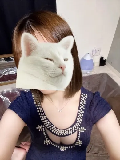 神咲結衣(AROMA Cats)の公式プロフィール写真