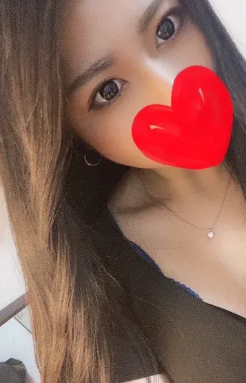 かりな(KITSUNE)の公式プロフィール写真