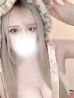 ももあ