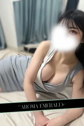 星井むぎ(Aroma Emerald~アロマ・エメラルド~)の公式プロフィール写真