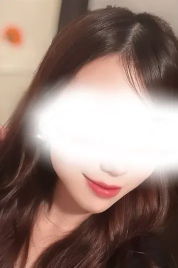 岡田なち(アロマレディアン)の公式プロフィール写真
