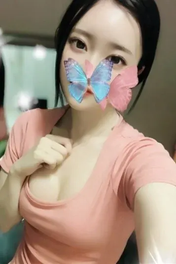 西岡るるか(アロマレディアン)の公式プロフィール写真