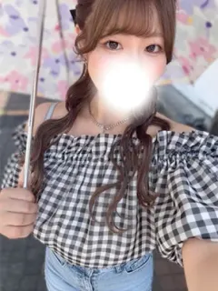 こやませいら