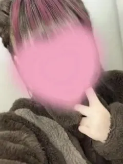 桐谷 まな