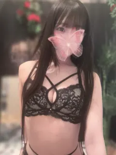 湊咲 ひな