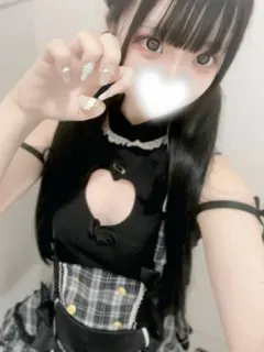 小倉 ももか