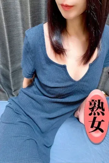 橘じゅん(スターワイフ)の公式プロフィール写真