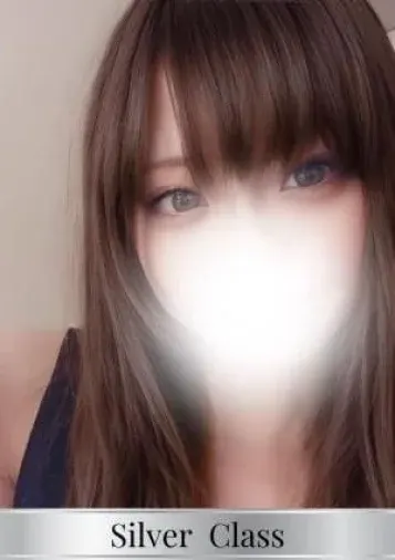 まゆ(ylissia group (イリシアグループ))の公式プロフィール写真