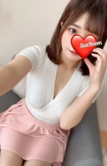 ひな(Searoom)の公式プロフィール写真
