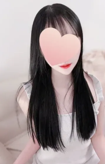 椎名かれん(天上人)の公式プロフィール写真